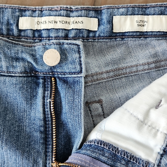 Jones New York Classic Blue Denim Women's Shorts #C2509-0069 - Picture 3 of 9